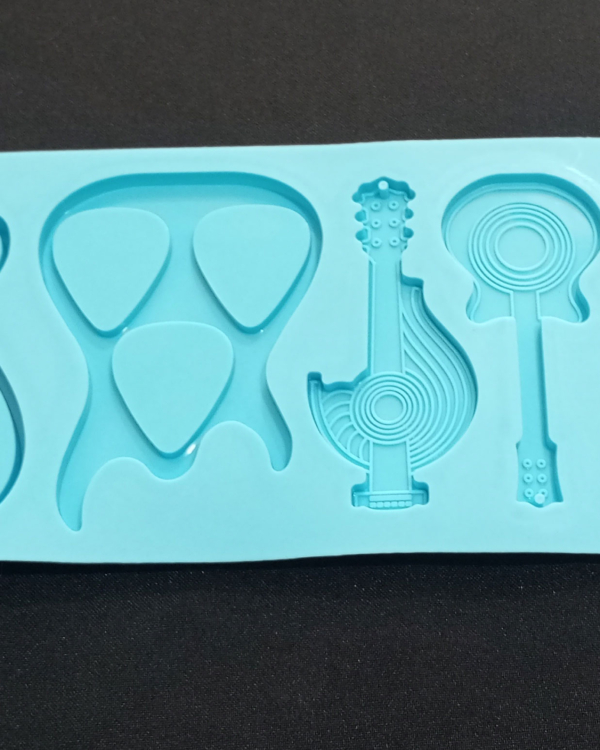 Molde caja de uñetas forma guitarra